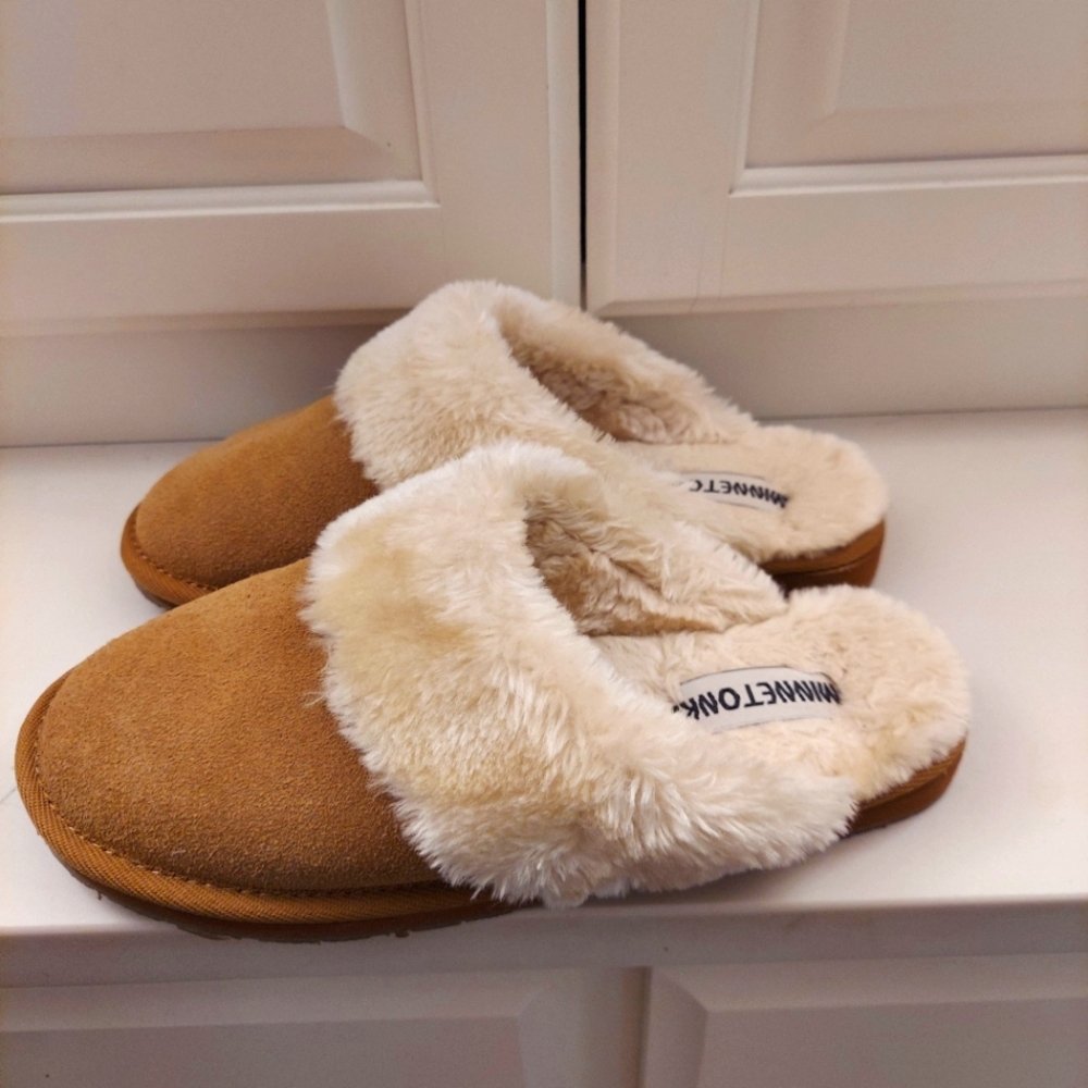 Fuzzy slippers